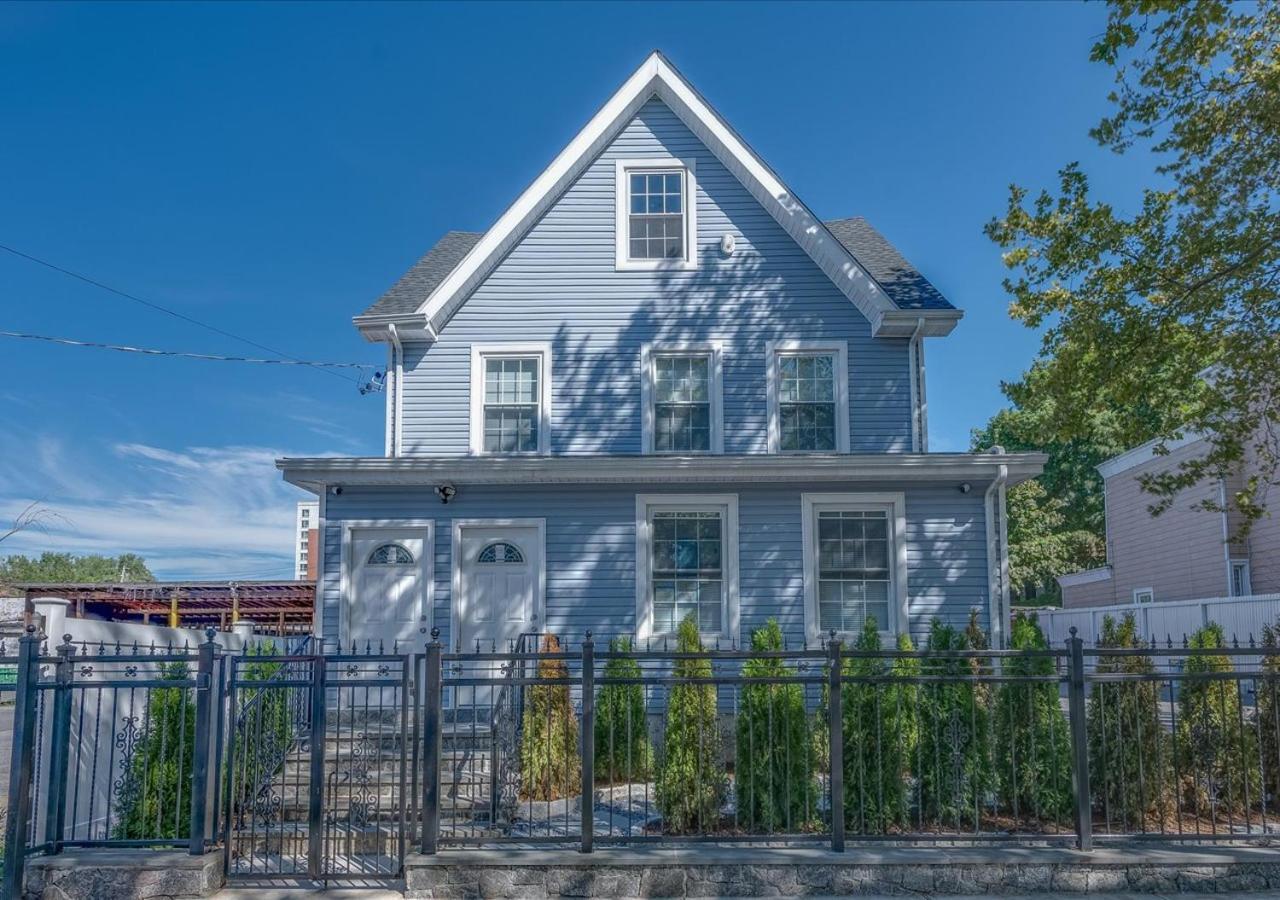 Colorful, Comfy & Modern - Close To Nyc - Parking! Mount Vernon Exterior photo